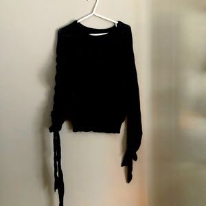 Black knitted ribbon sleeved sweater